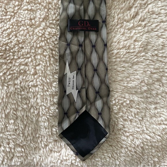 Grateful Dead 100% Silk Necktie Tie Eleventh Set "Twist" - Picture 2 of 4